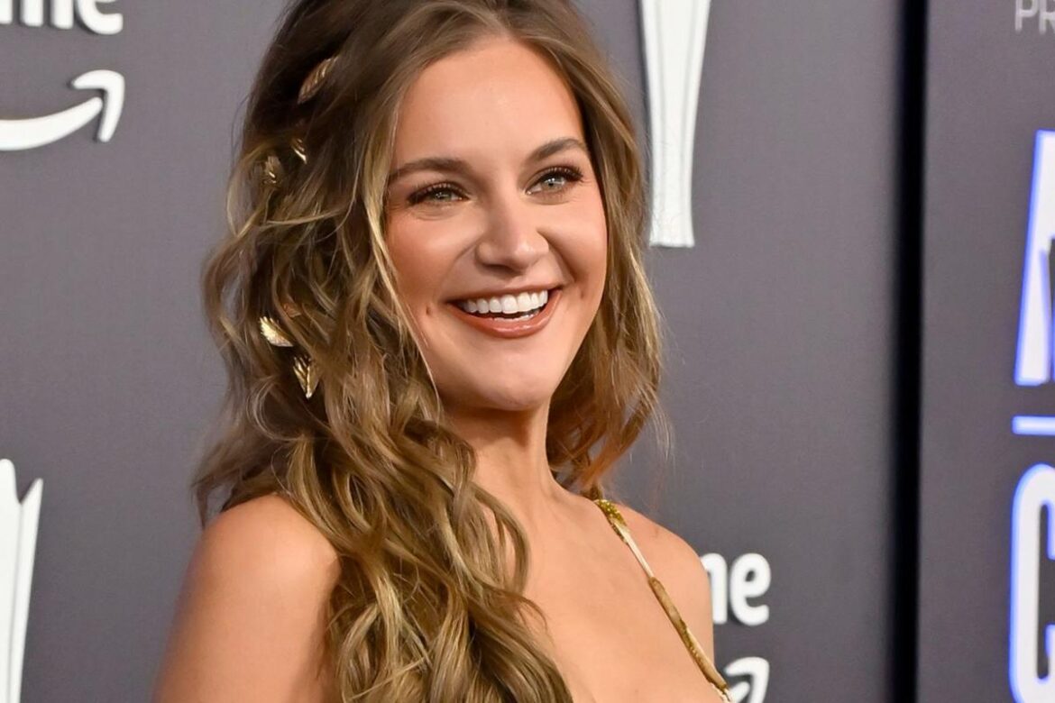 Kelsea Ballerini: The Queen of Country Versatility