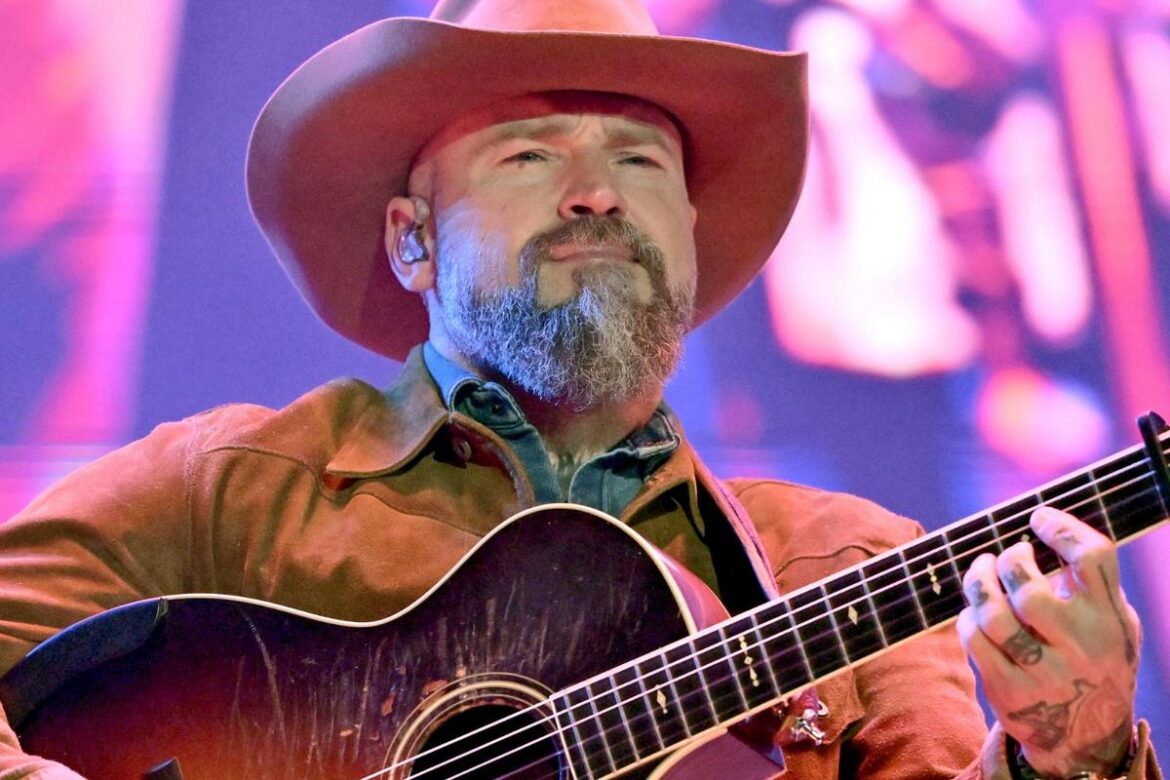Zac Brown Stands Tall: ‘I Did It For The Troops And The Country’