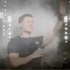 Scotty McCreery Prioritizes Family Time as Son’s Little League Season Approaches